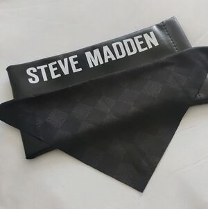 Steve Madden Sunglass Case 😎